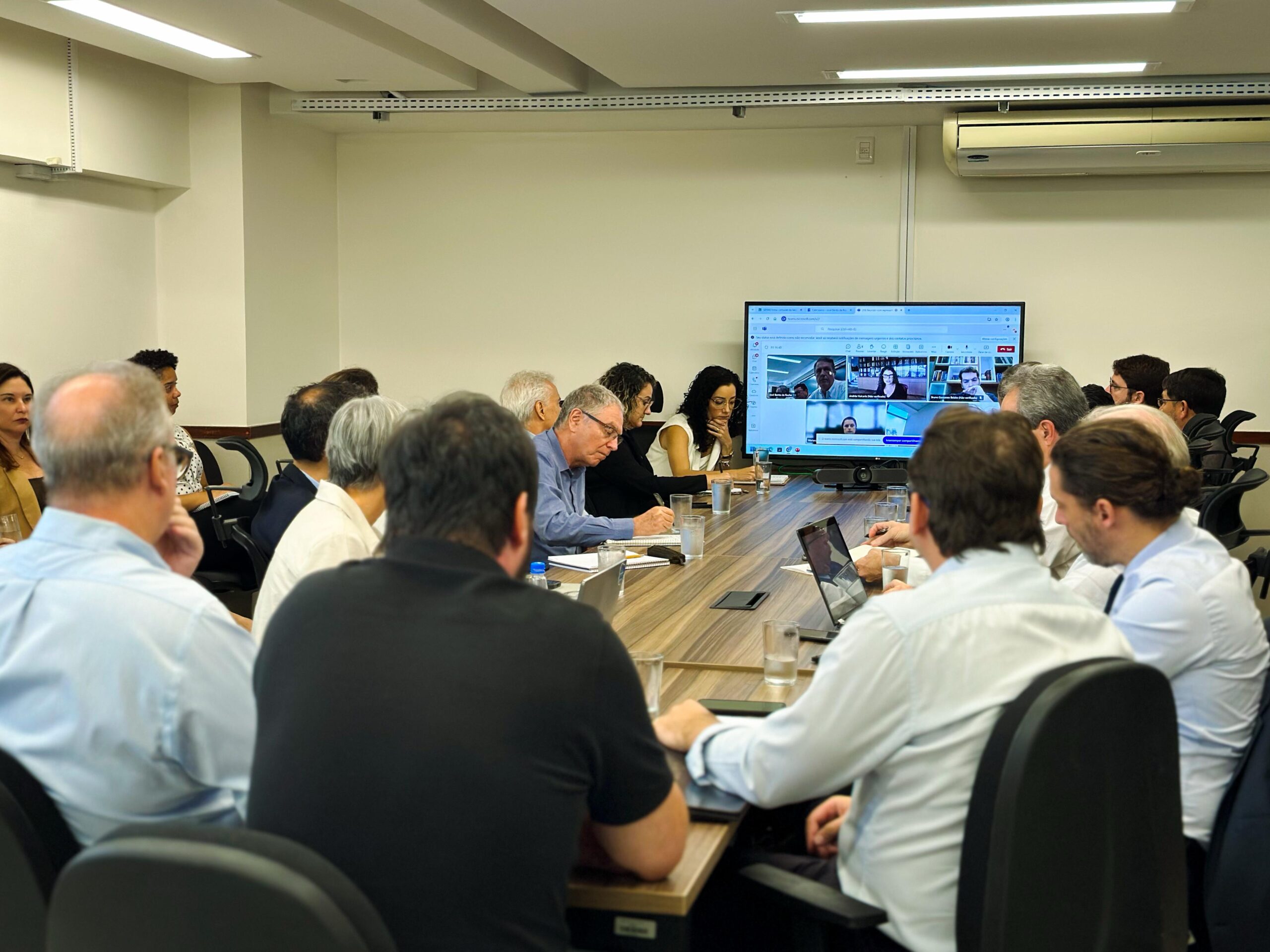 BNDES prepara proposta para gestão de resíduos sólidos em Goiás