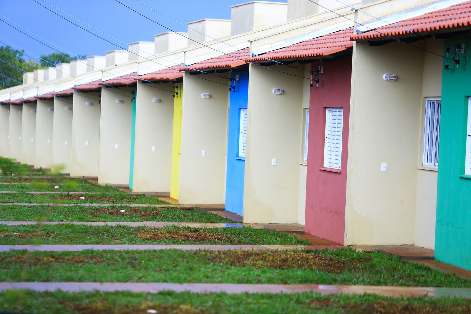 Governo assina ordens de serviço para construção de 3.230 casas a custo zero