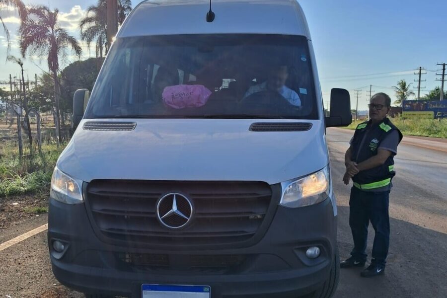 AGR orienta municípios a regularizar frotas para transporte de passageiros