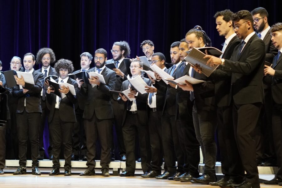 Coro Sinfônico Jovem abre temporada com Ópera Gala