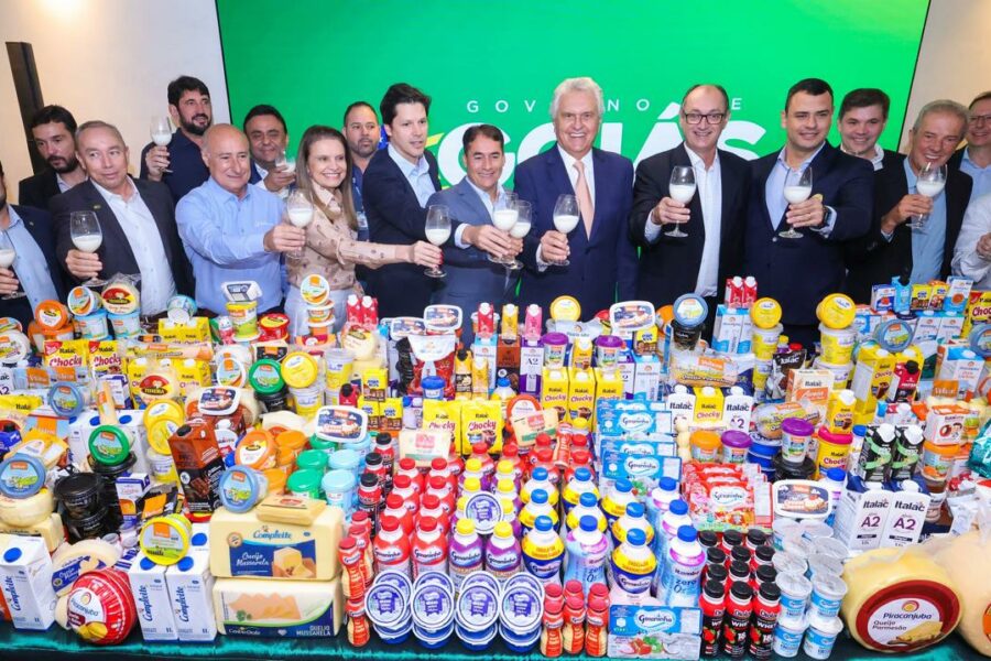Goiás recebe doação de 60 mil litros de leite