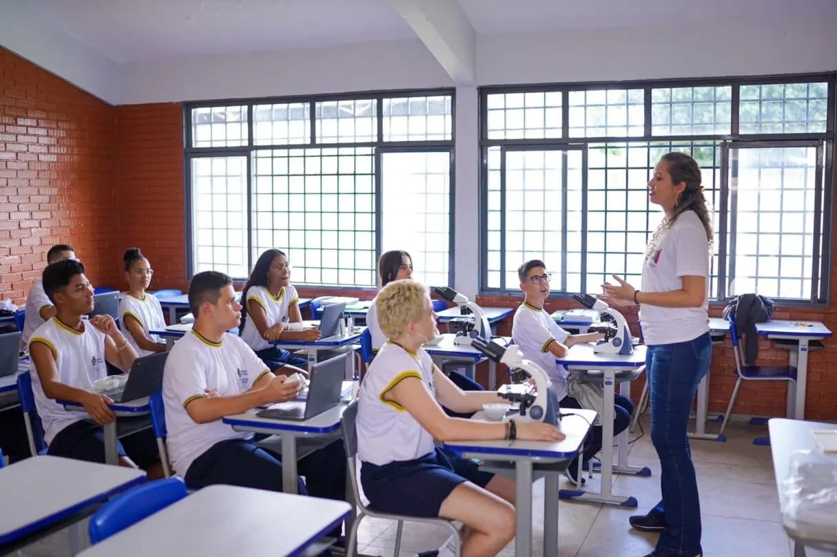 Estudantes de Atitude movimenta colégios estaduais em todo o estado