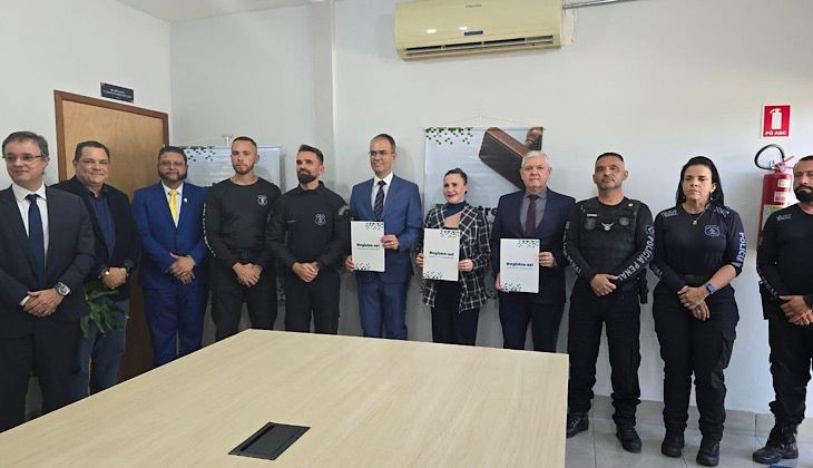 Pessoas privadas de liberdade recebem novas certidões de nascimento e casamento