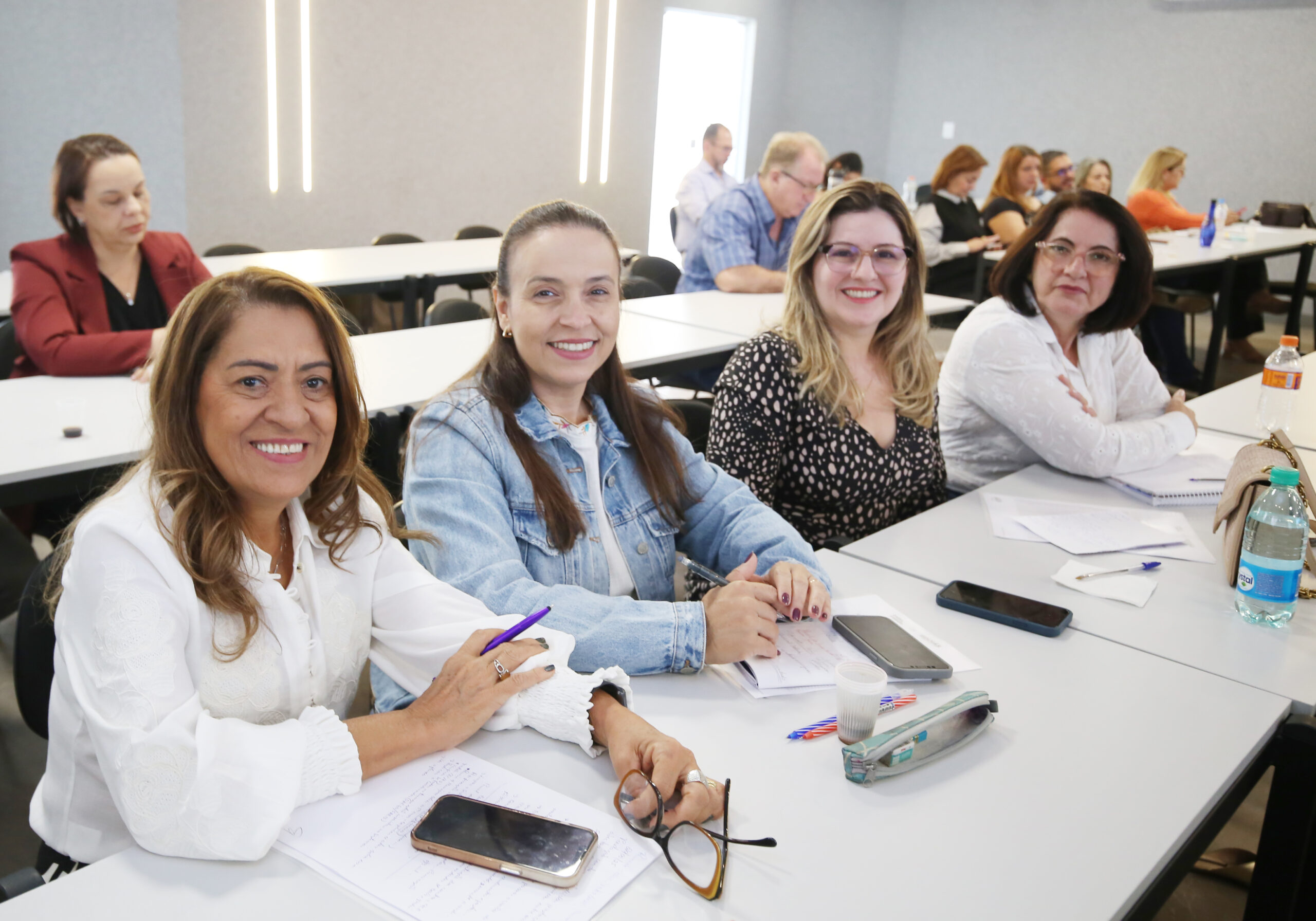Seduc apresenta plataforma BI a coordenadores das regionais de educação