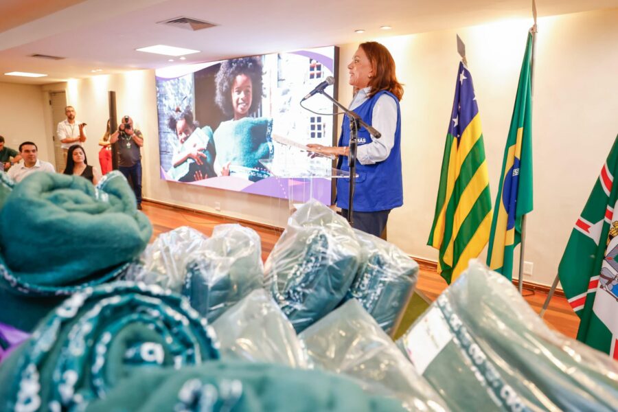 Gracinha Caiado lança Campanha Aquecendo Vidas 2025