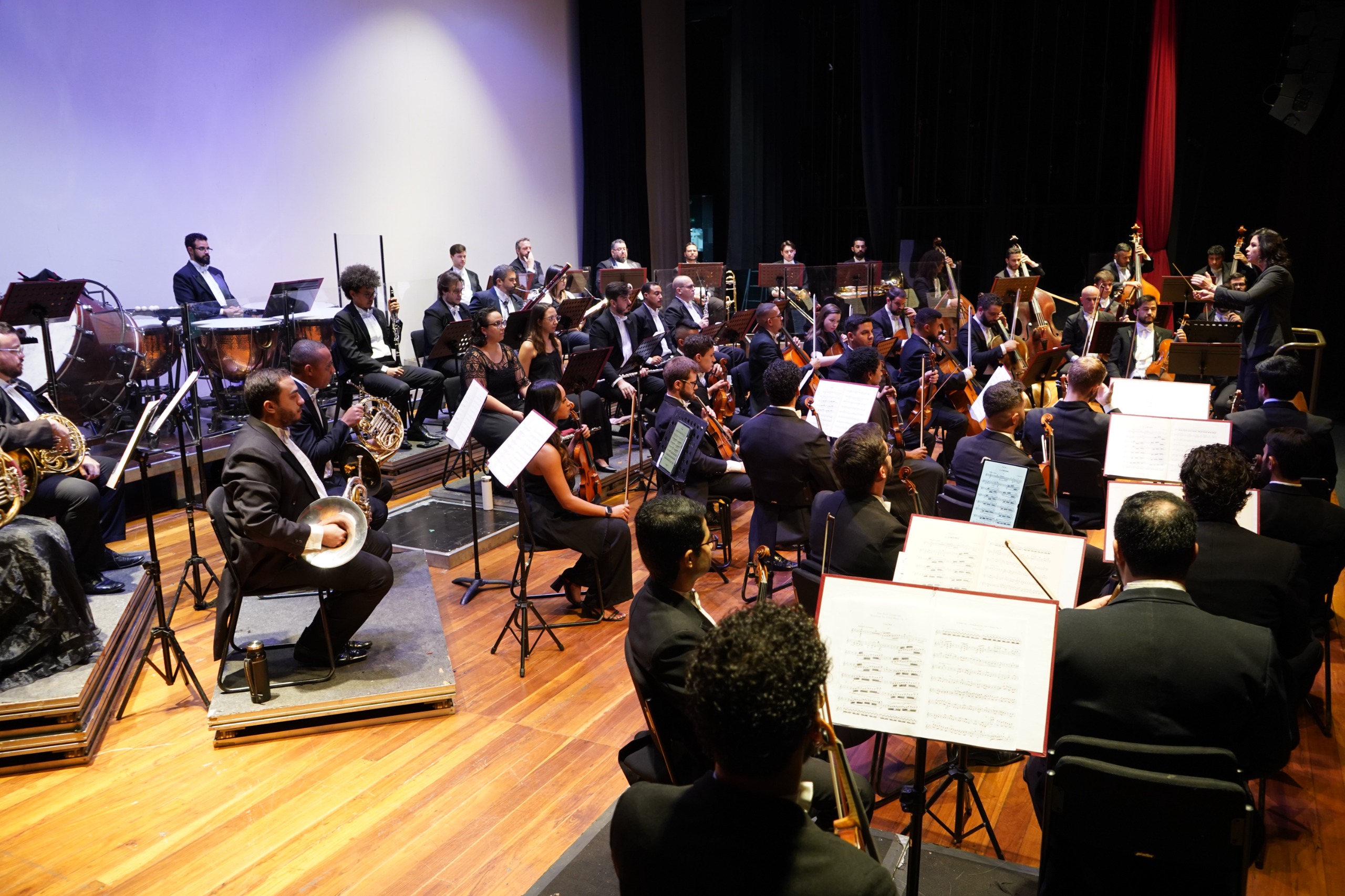 Orquestra Filarmônica abre maio com  homenagem às mães