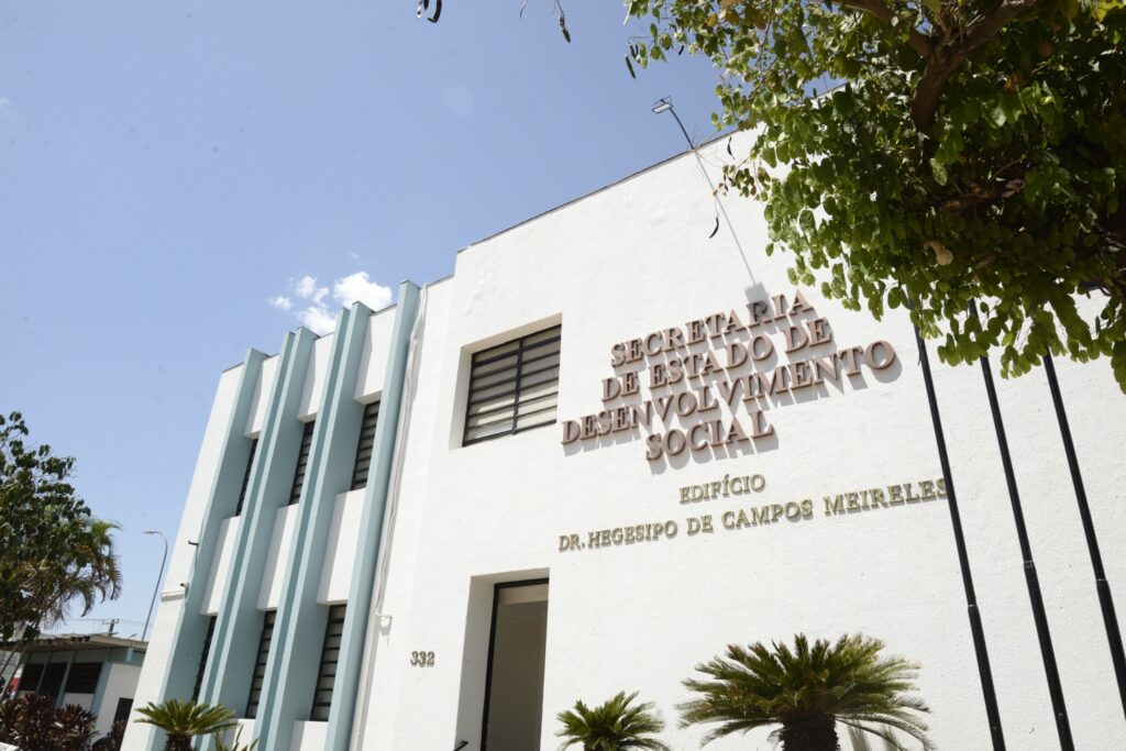 Seds abre 94 vagas temporárias com salários de até R$ 10,8 mil