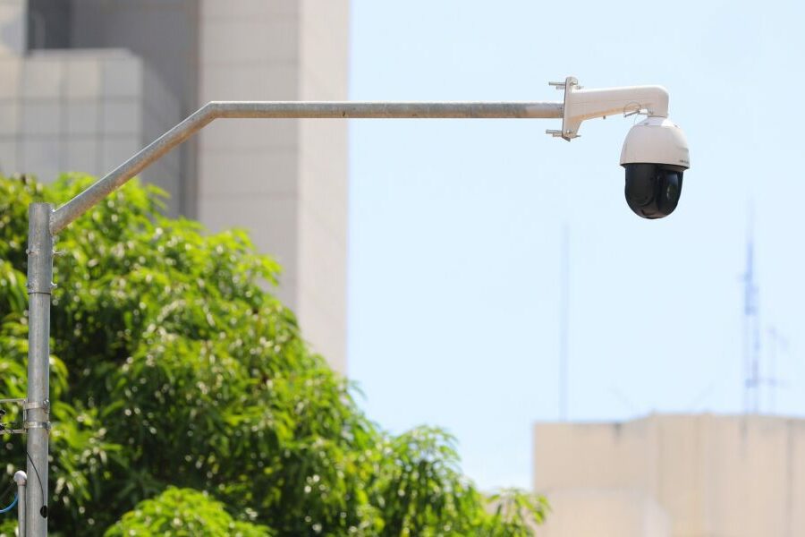 Governo seleciona sistema de videomonitoramento com uso de IA
