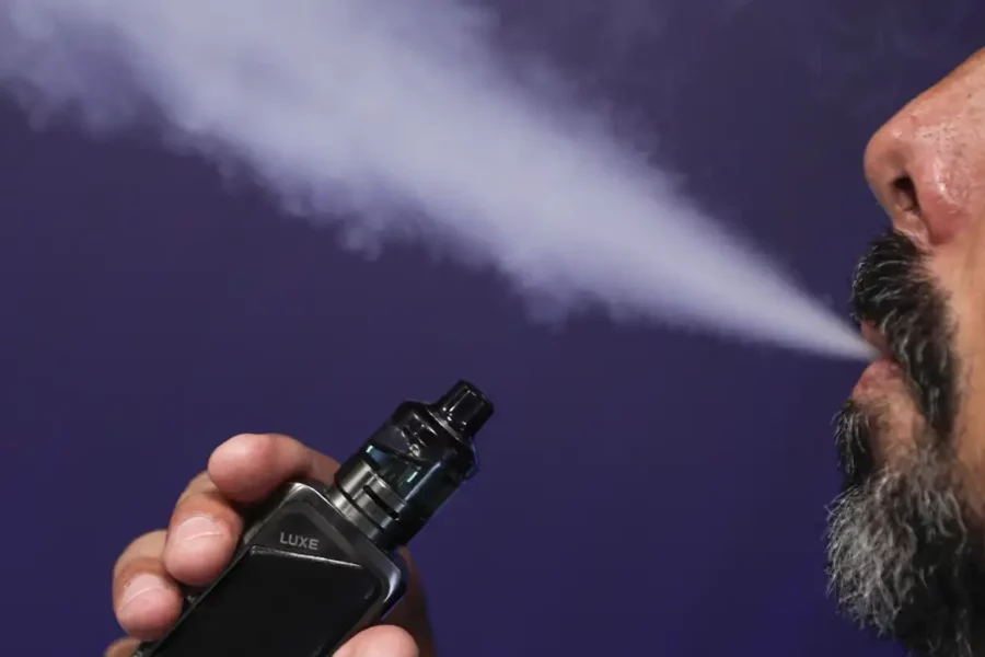 Fórum Goiano sobre Tabagismo alerta para perigos dos cigarros eletrônicos
