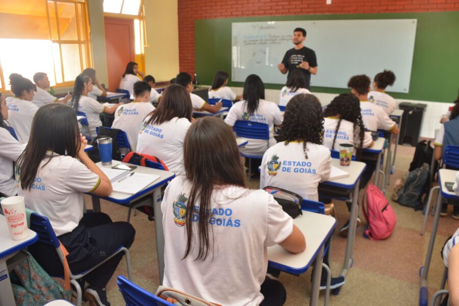 Estado concede progressão para 573 professores