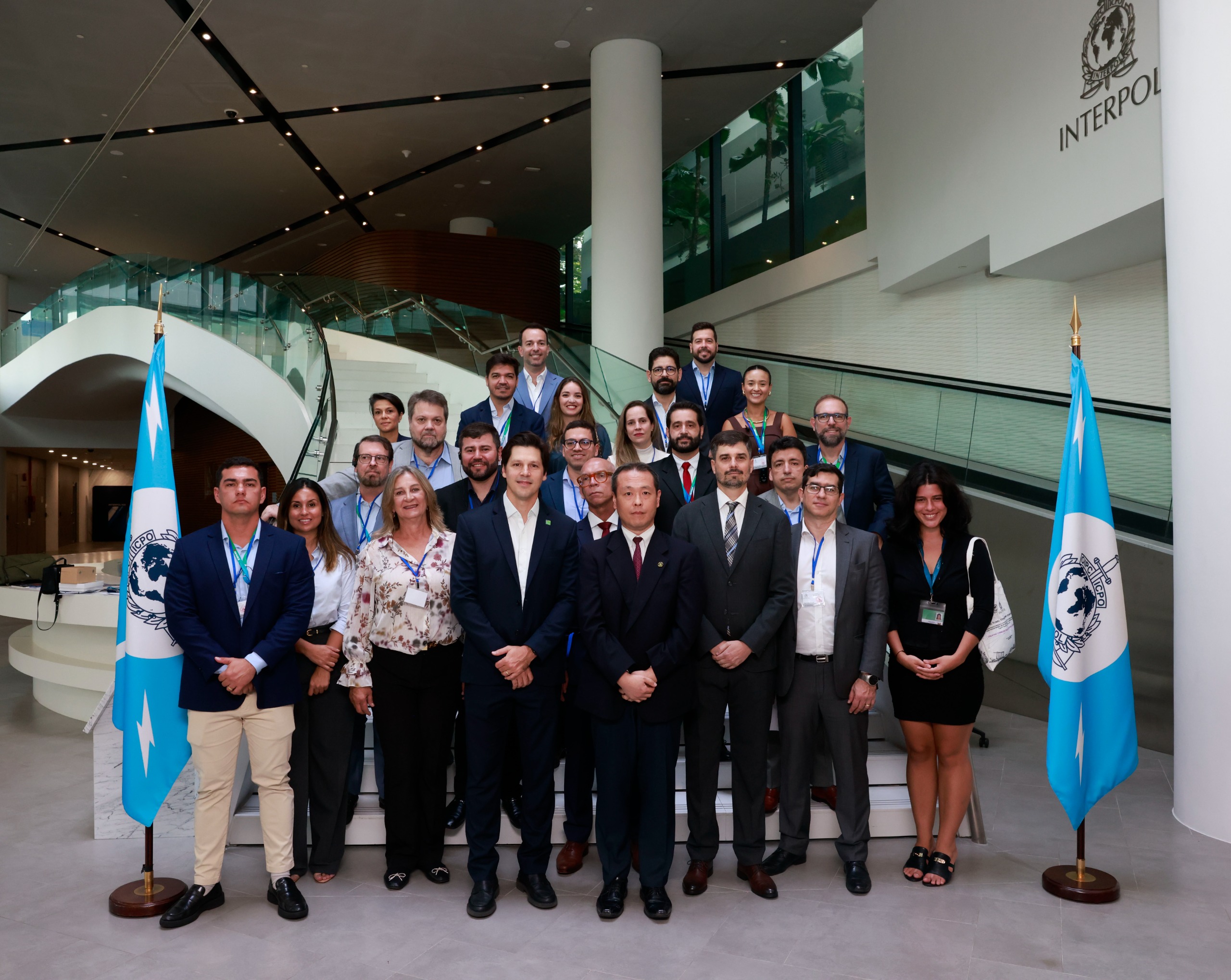 Daniel Vilela destaca segurança goiana em visita à Interpol em Singapura