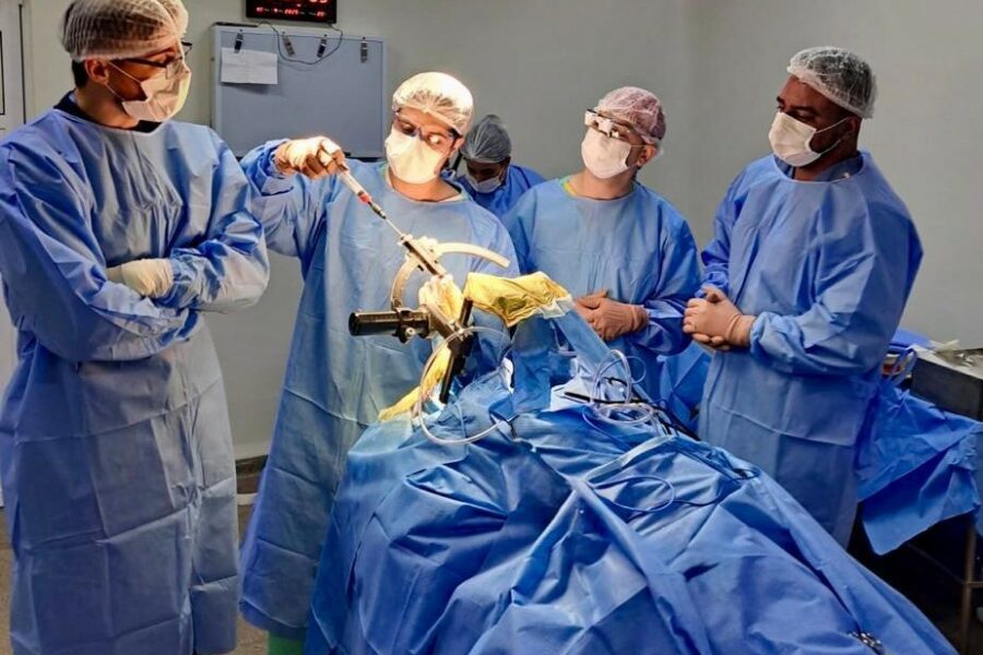 Hugo realiza neurocirurgias inéditas de alta complexidade