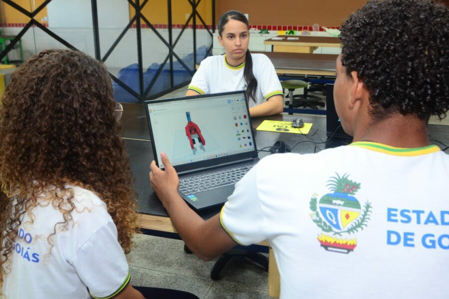 Governo investe R$ 14 milhões em Bolsas Profissionalizantes para alunos das EFGs