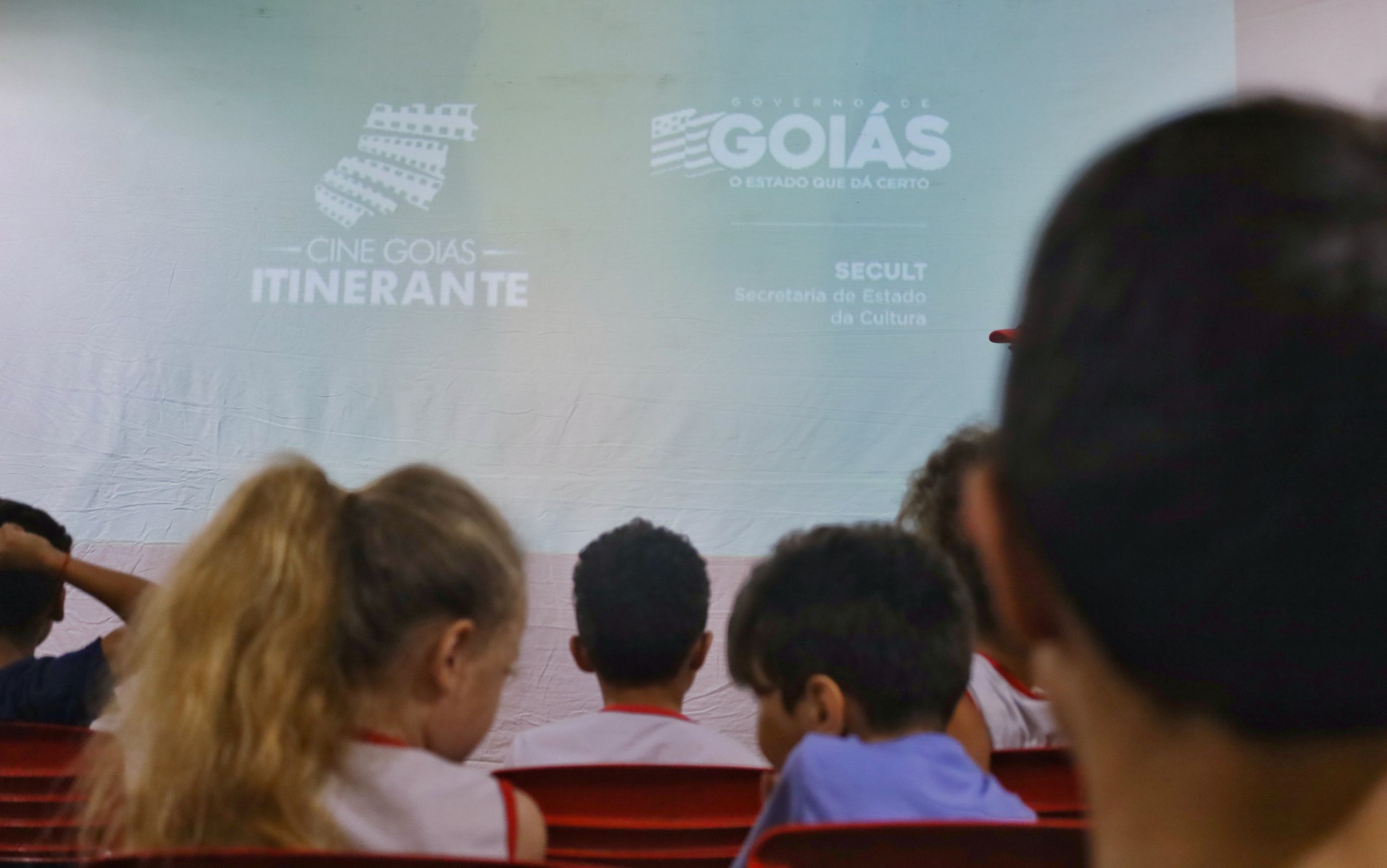 Cine Goiás Itinerante chega a Mossâmedes