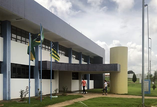 UEG realiza eleições nesta terça e quarta
