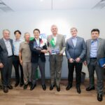 Caiado conhece projeto japonês para produção de fertilizante ecológico em Goiás