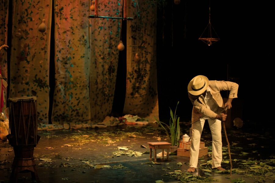 Cine Teatro São Joaquim recebe turnê do espetáculo “Contos de Cativeiro”