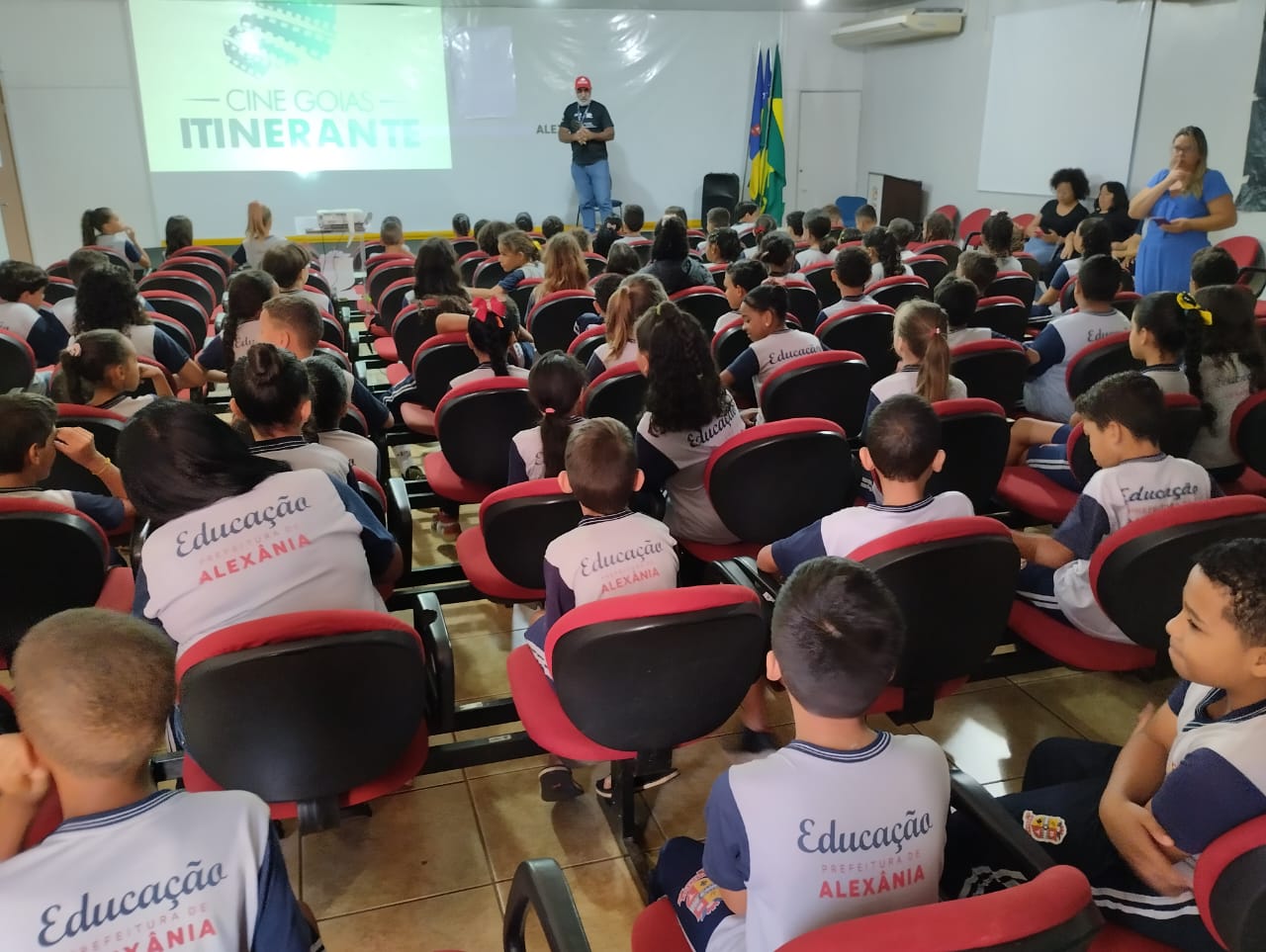 Cine Goiás Itinerante chega a Jandaia com cinema gratuito e oficinas educativas