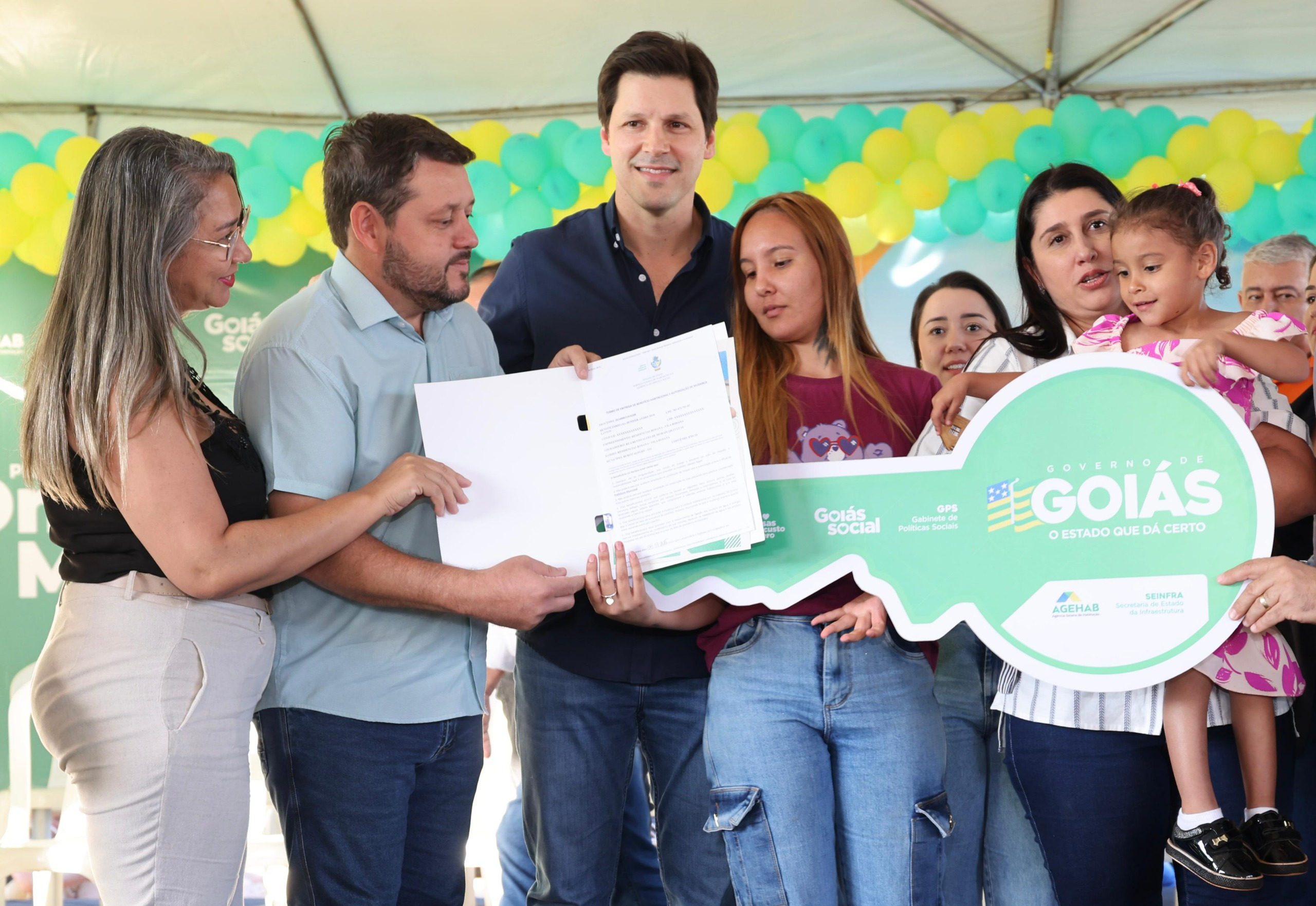 Daniel Vilela entrega casas a custo zero em Buriti Alegre e Panamá