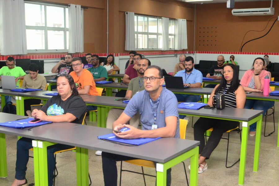 Professores das Escolas do Futuro podem se inscrever para curso de tecnologia