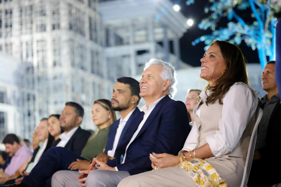 Caiado e Gracinha participam da missa de encerramento da Romaria de Trindade