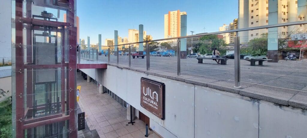 Vila Cultural Cora Coralina recebe lançamento do livro “Cova das Flores”
