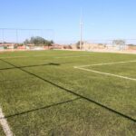 Vila Propício recebe campo sintético de futebol society