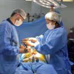 Hugo integra neurocirurgia e ortopedia para tratamento de coluna