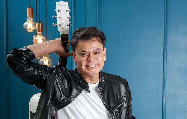 Detran celebra 45 anos com arraiá e show de Frank Aguiar