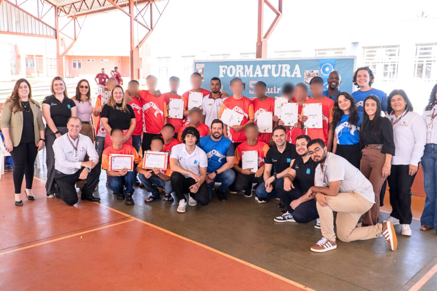 Programa Start certifica socioeducandos em cursos de robótica e tecnologias