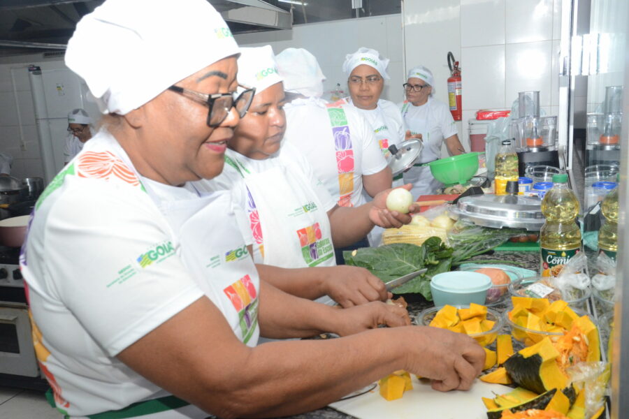 Concurso Sabores da Escola valoriza merendeiras e receitas saudáveis