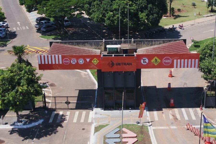 Sinalização viária em Aparecida de Goiânia recebe investimento do Detran
