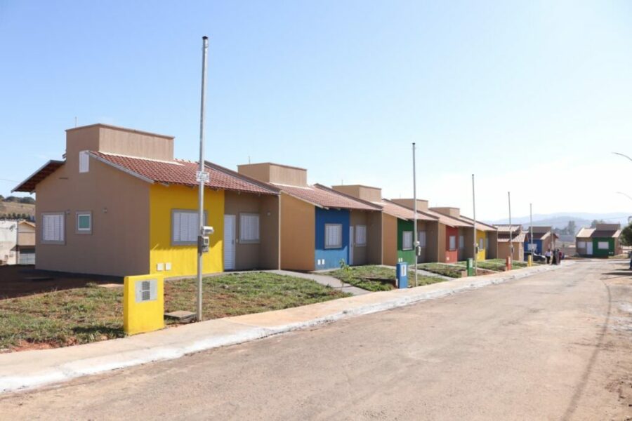 São Luís de Montes Belos recebe 44 casas a custo zero nesta quinta-feira