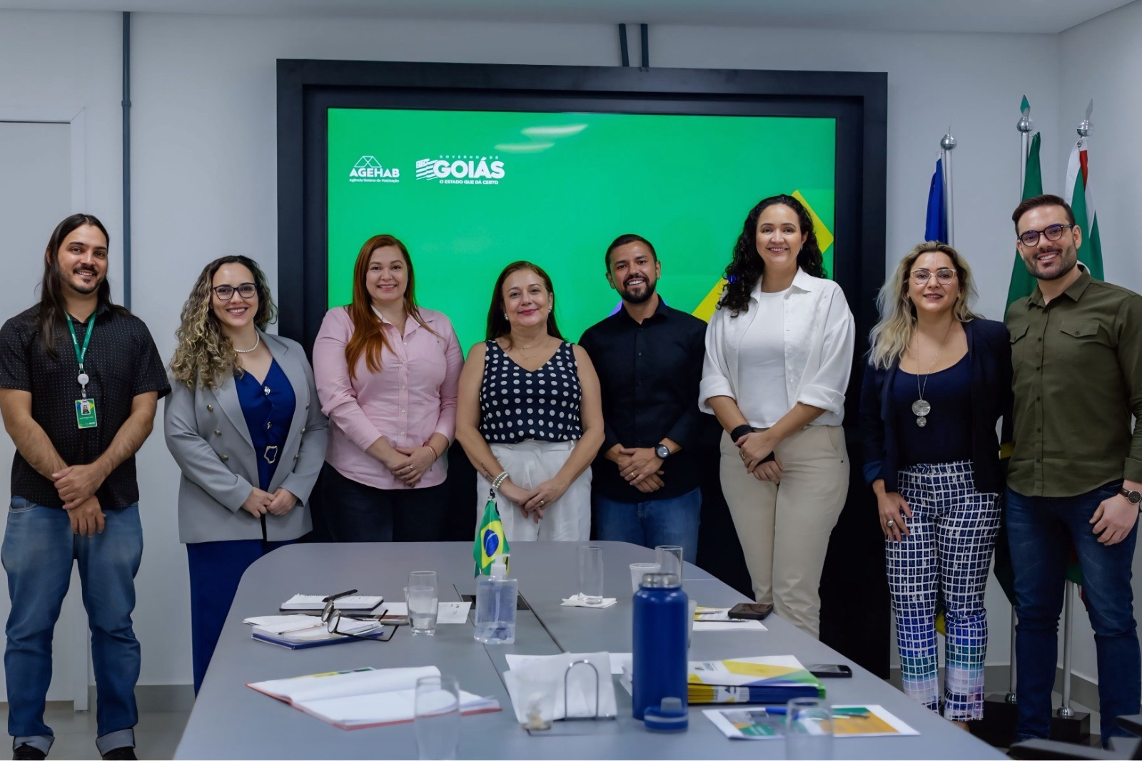Governo apresenta programas habitacionais goianos a comitiva do Mato Grosso