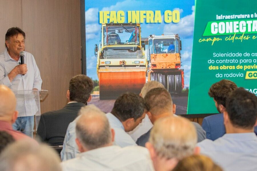 Estado assina contrato para pavimentação da GO-147