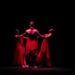 Nômades apresenta espetáculo e faz oficina de dança afro em Goiânia