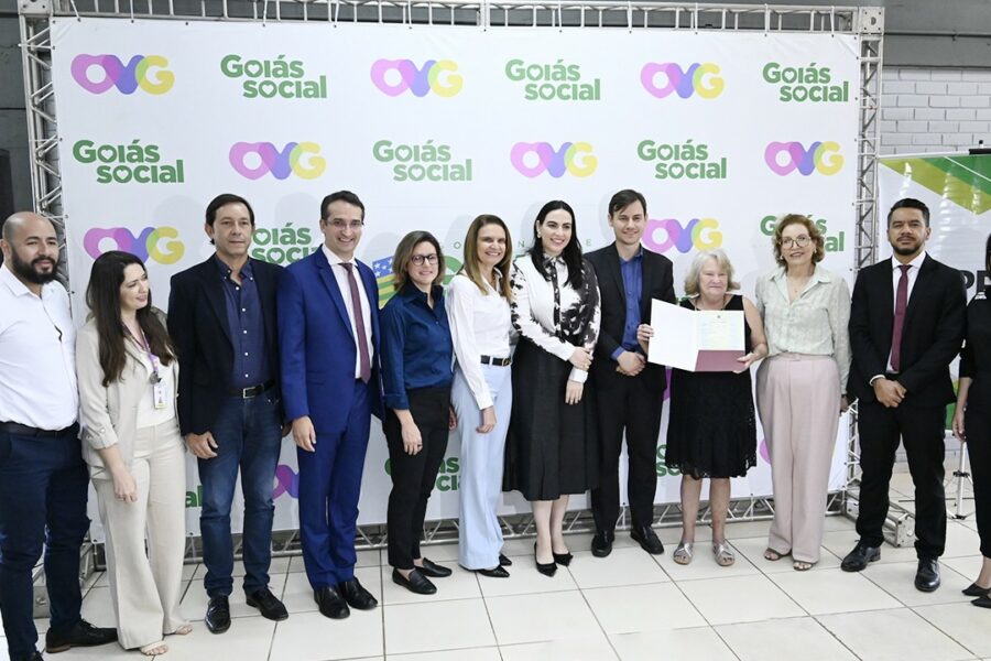 Novas certidões de nascimento e casamento resgatam cidadania de idosos