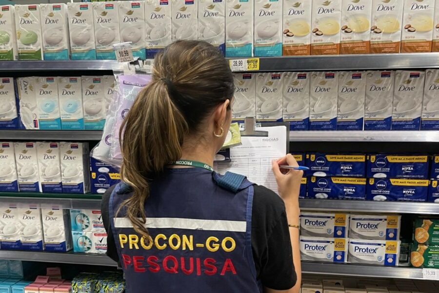 Procon encontra variação de até 250% em produtos de limpeza e higiene pessoal