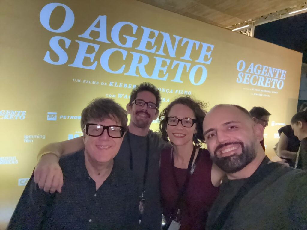 Equipe do Cine Cultura participa da pré-estreia de “O Agente Secreto”, em Recife