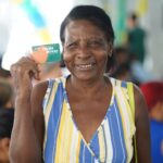 Agehab entrega Aluguel Social e escrituras em Aparecida de Goiânia