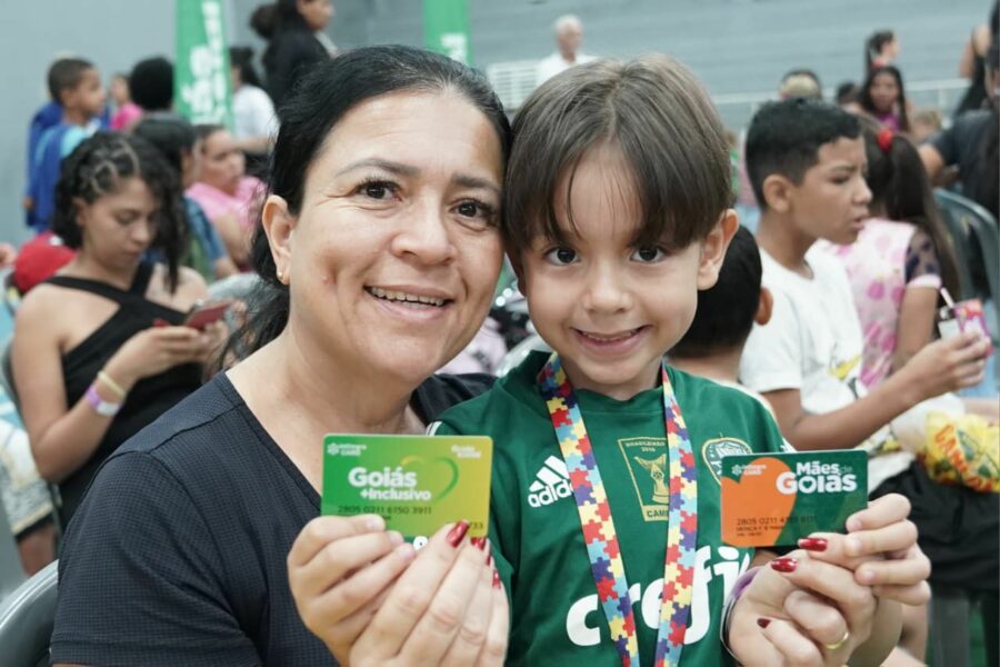 Goiás Social leva benefícios para população de Senador Canedo