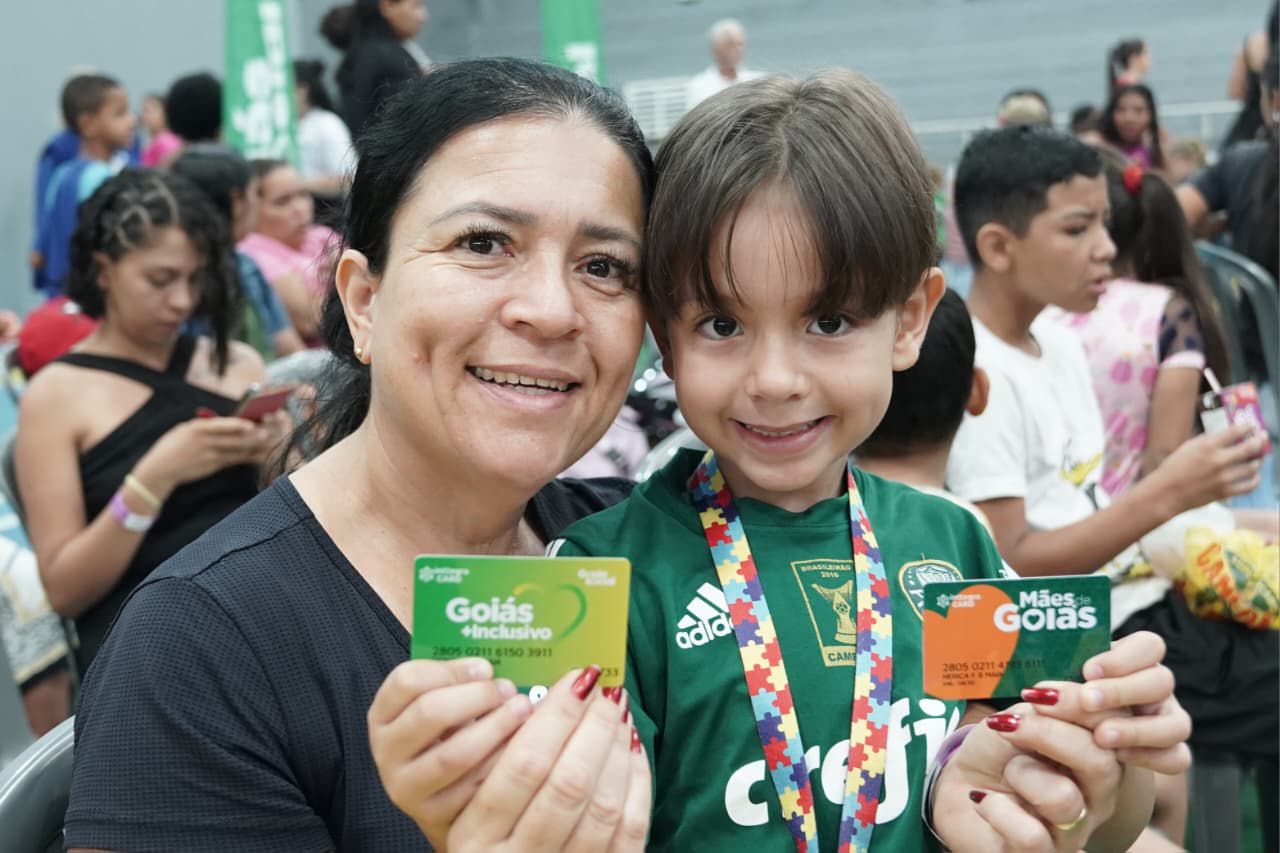 Goiás Social leva benefícios para população de Senador Canedo
