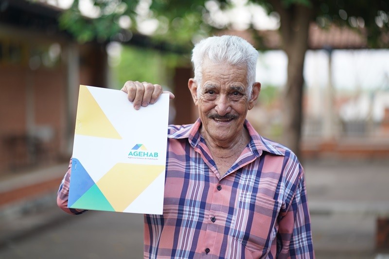 Agehab entrega benefícios habitacionais em  Ceres e Aporé, nesta quarta