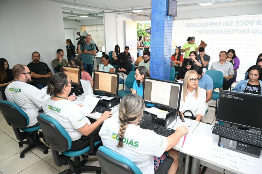 Retomada realiza Feirão de Empregos com mais de mil vagas e salários de até R$4 mil