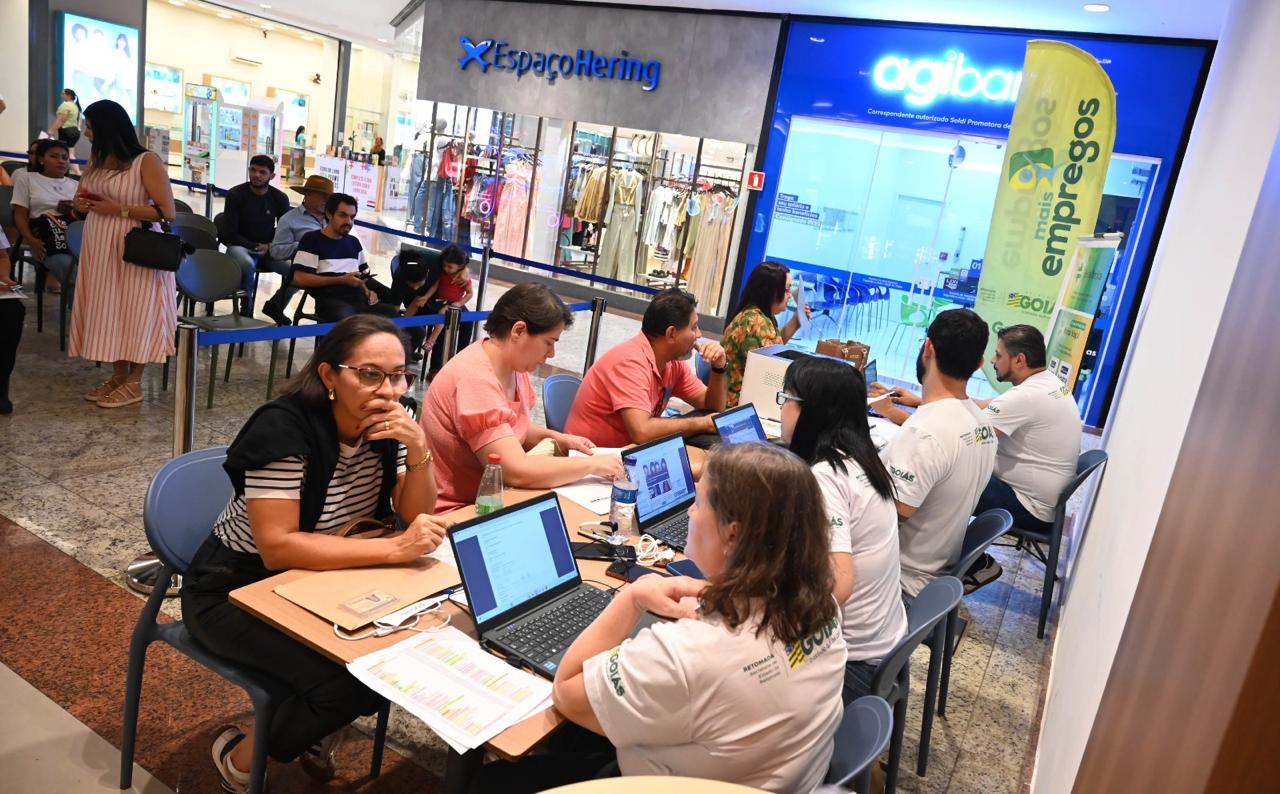 Feirão do Emprego oferta mais de 2 mil vagas em Hidrolândia