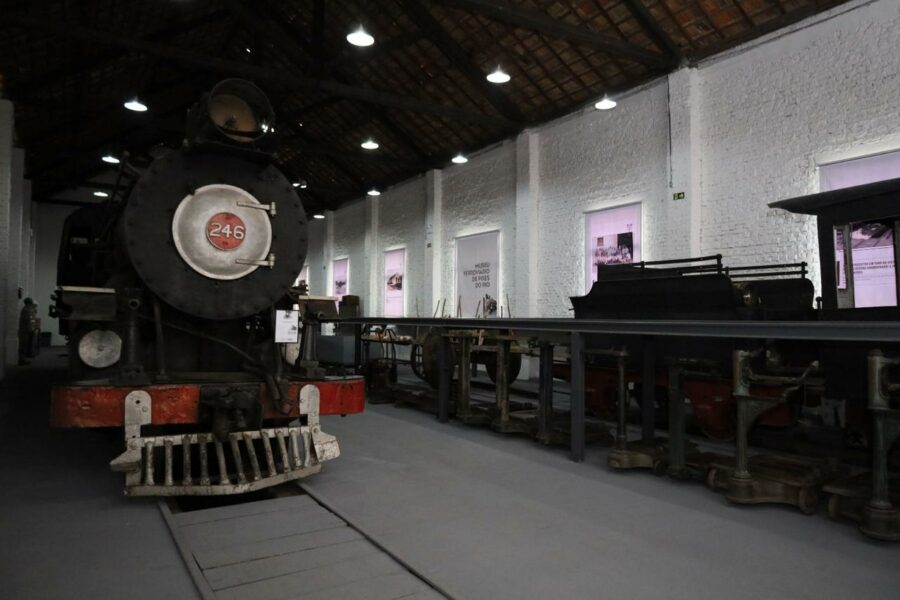 Museu Ferroviário de Pires do Rio é reinaugurado e ganha sala de cinema pública