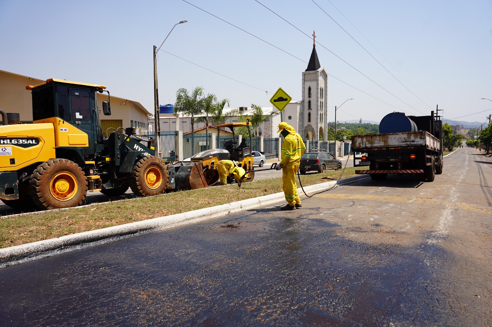 Começa recuperação de vias urbanas em Jaraguá