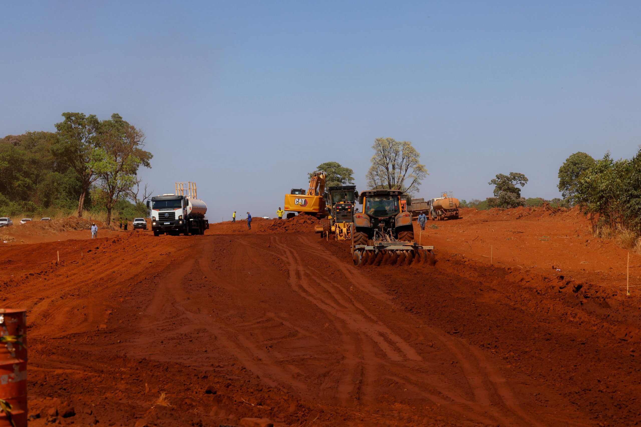 Governo retoma obras de pavimentação nas GOs 178 e 180, em Jataí