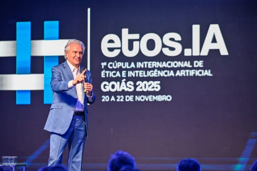 Caiado destaca protagonismo da inovação na abertura da 1ª Cúpula Internacional de Ética e IA
