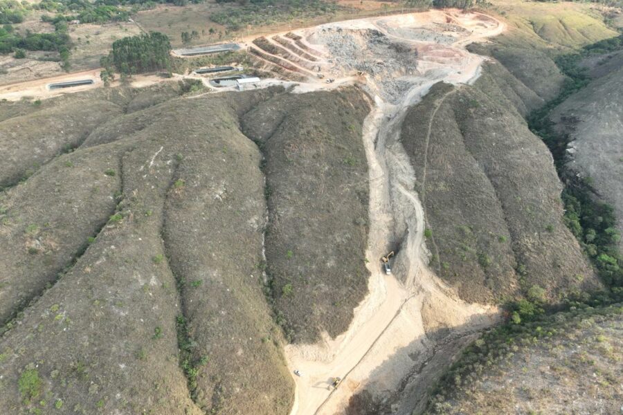 Lixão Padre Bernardo: contaminação no córrego recua
